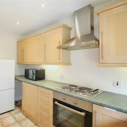 Image 4 - Doncaster Road/Quaker Lane, Doncaster Road, Ardsley, S71 5DN, United Kingdom - Apartment for sale