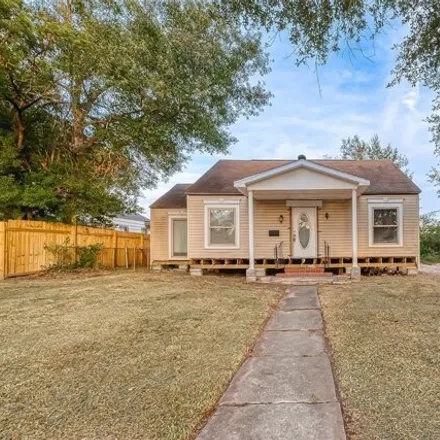 Image 1 - West Sholars Avenue, Pine Grove, Orange, TX 77630, USA - House for sale