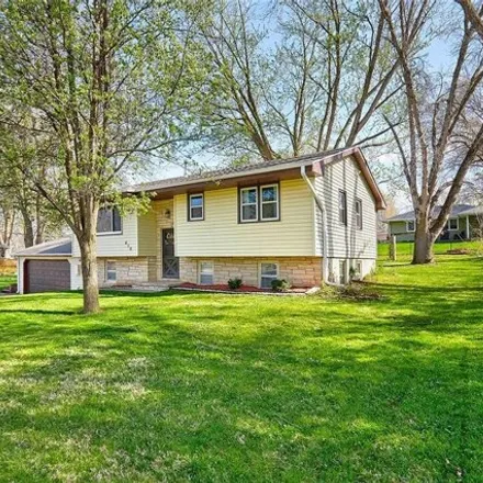 Image 2 - 646 Valley Drive, Carlisle, IA 50047, USA - House for sale