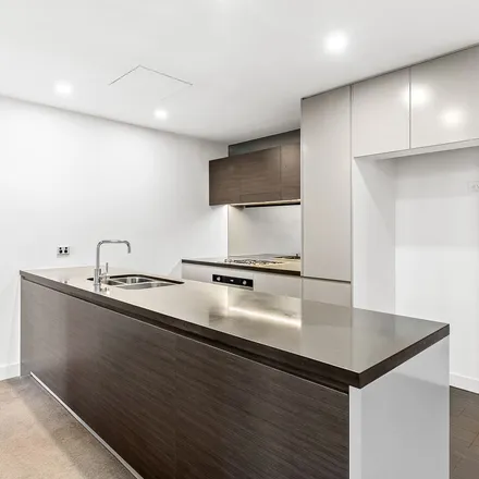 Image 4 - 32 Rothschild Avenue, Rosebery NSW 2018, Australia - Apartment for rent