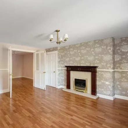 Image 3 - 44 Pennywell Road, City of Edinburgh, EH4 4HB, United Kingdom - Townhouse for sale