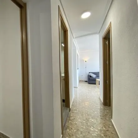 Image 8 - Carrer de Josep Benlliure, 57, 46011 Valencia, Spain - Apartment for rent