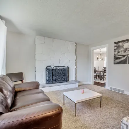 Image 3 - 995 Dry Gulch Circle, Storm Mountain Terrace, Sandy, UT 84094, USA - House for sale