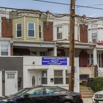 Buy this 3 bed townhouse on Lansdowne Avenue & 60th Street in Lansdowne Avenue, Philadelphia