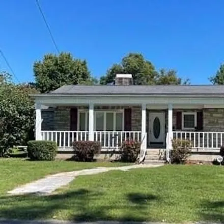 Buy this 3 bed house on 124 Park Avenue in Monticello, KY 42633