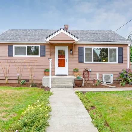 Buy this 3 bed house on 8004 North Haven Avenue in Portland, OR 97203