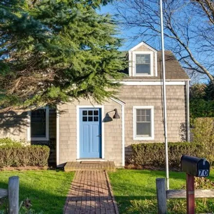 Rent this 4 bed house on 70 Miller Lane East in Freetown, East Hampton North