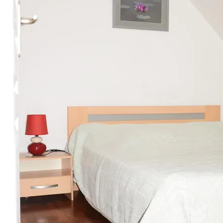 Rent this 2 bed house on 29650 Plouégat-Moysan