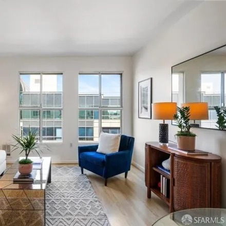 Image 2 - 140 South Van Ness, Mission Street, San Francisco, CA 94199, USA - Townhouse for sale