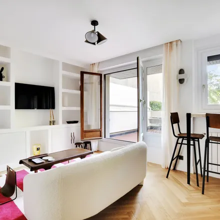 Image 3 - 63 Boulevard de Beauséjour, 75016 Paris, France - Apartment for rent