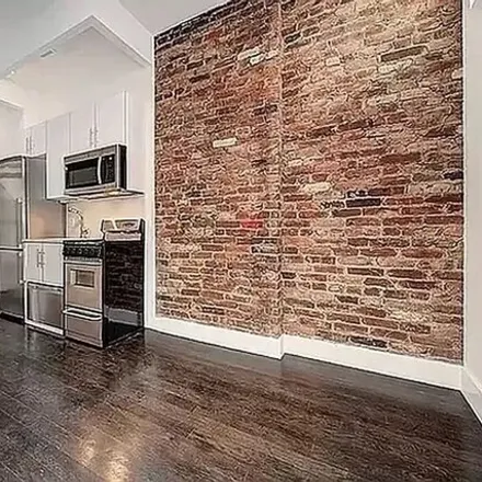 Rent this 3 bed apartment on 143 Ludlow Street in New York, NY 10002