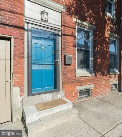 Rent this 4 bed house on 1439 N Howard St in Philadelphia, Pennsylvania