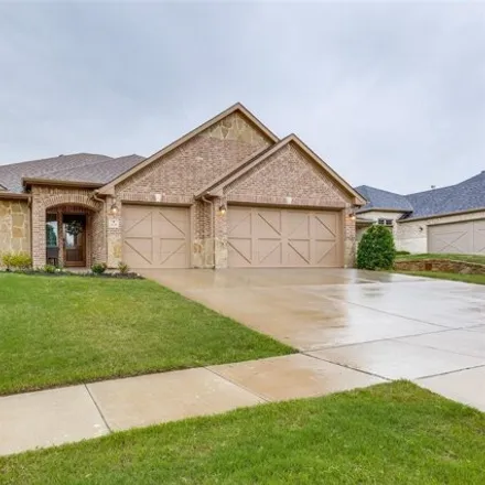 Buy this 3 bed house on 3210 Greenway Drive in Burleson, TX 76028