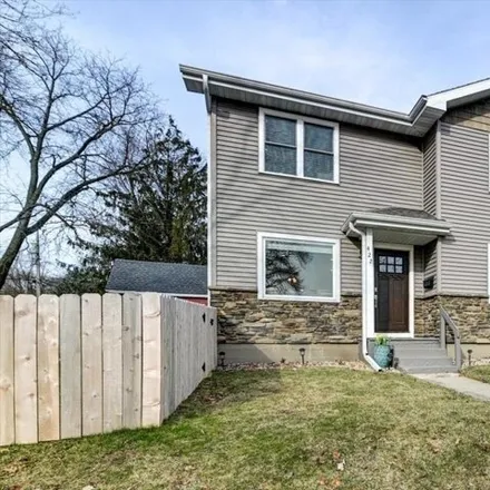 Buy this 4 bed house on 418 Glenway Street in Madison, WI 53711