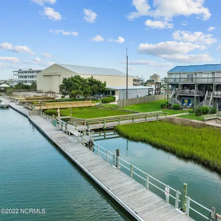 Buy this 3 bed condo on 110 Brooks Street in Atlantic Beach, Carteret County