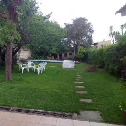 Buy this 3 bed house on Akari - Sushi Bar in Calle 472, Partido de La Plata