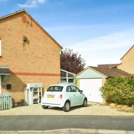 Buy this 2 bed duplex on Hampton Drive in Grange Park Way, Swindon