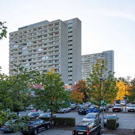 Image 3 - Olympia-Einkaufszentrum (OEZ), Hanauer Straße 68, 80993 Munich, Germany - Apartment for rent