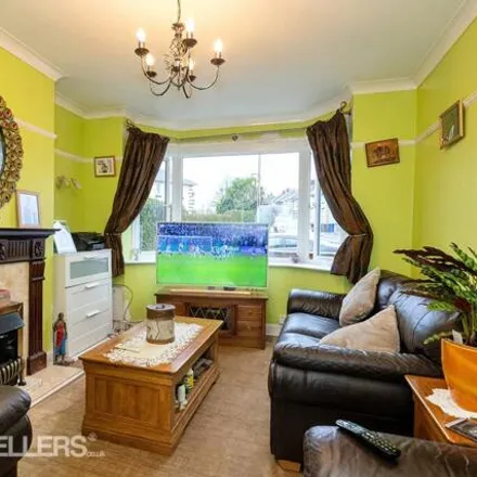 Image 3 - Clifton Crescent, Sheffield, S9 4BG, United Kingdom - Duplex for sale