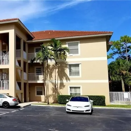 Buy this 3 bed condo on Riverside Drive in Coral Springs, FL 33065