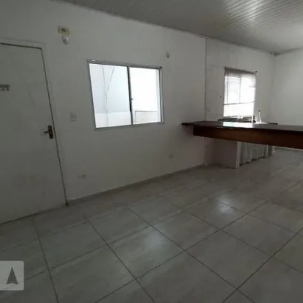 Rent this 2 bed house on Igreja de São José in Rua São Procópio, Vila Alpina