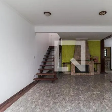 Rent this 3 bed house on Rua Doutor Gabriel Prestes in Mogi Moderno, Mogi das Cruzes - SP