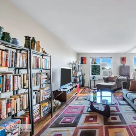 Buy this studio apartment on 535 West 217th Street in New York, NY 10034