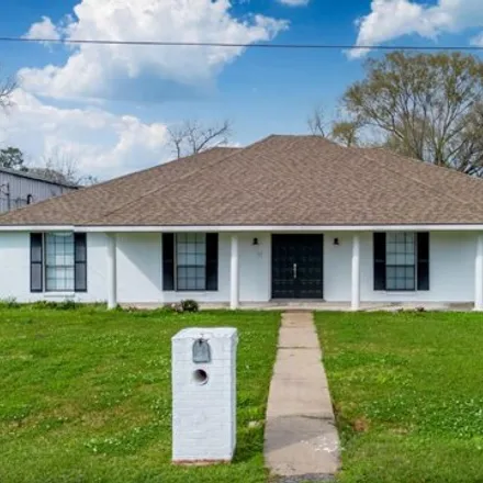 Buy this 3 bed house on 139 Melissa Street in Lafayette Parish, LA 70501