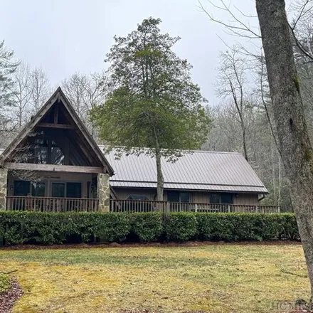 Buy this 2 bed house on 1577 West Club Blvd in Lake Toxaway, North Carolina