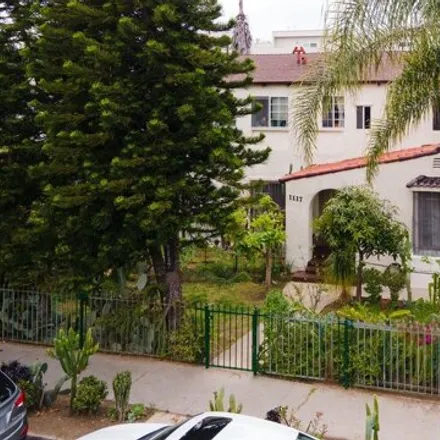 Buy this 5 bed house on 1127 South Serrano Avenue in Los Angeles, CA 90006