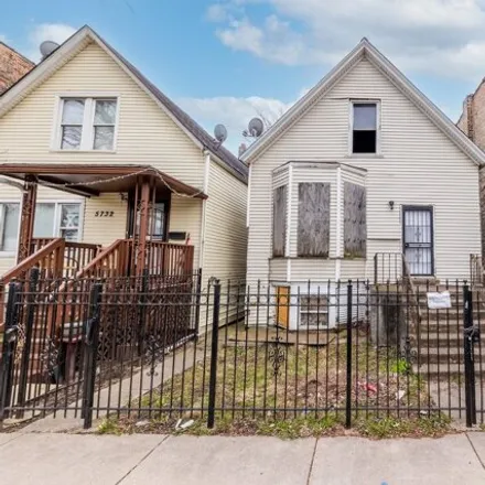 Buy this 3 bed house on 5730 South Elizabeth Street in Chicago, IL 60636