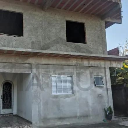 Buy this 3 bed house on Rua Candido Pereira da Silva in Centro, Juquitiba - SP