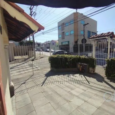 Buy this 3 bed house on Rua Nossa Senhora de Fátima in Oswaldo Cruz, São Caetano do Sul - SP
