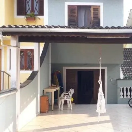 Buy this 3 bed house on Rua Diadema in Vila Galvão, Guarulhos - SP