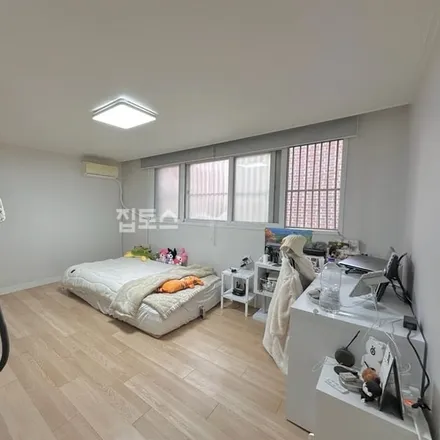 Rent this 1 bed apartment on 서울특별시 서초구 양재동 8-26
