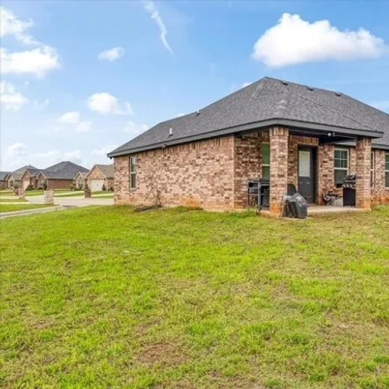 Image 5 - Rock Bluff Drive, Durant, OK 74701, USA - House for sale
