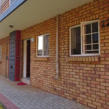 Rent this 2 bed townhouse on Standard Bank in South Street, Tshwane Ward 57