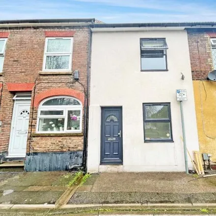 Buy this 3 bed townhouse on The Bailie in 94 Hastings Street, Luton