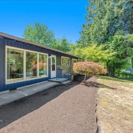 Image 4 - 10930 SW Polsky Rd, Beaverton, Oregon, 97005 - House for sale
