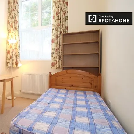 Image 4 - Cooper Road, Dudden Hill, London, NW10 1BF, United Kingdom - Room for rent