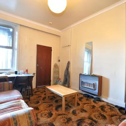 Image 3 - Simonside Terrace, Newcastle upon Tyne, NE6 5DS, United Kingdom - Apartment for rent