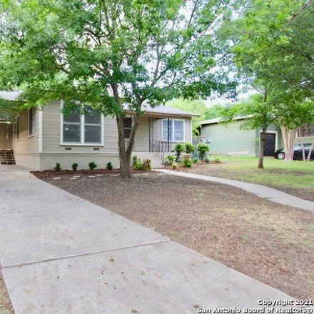 Image 2 - 213 Lyman Drive, Terrell Hills, Bexar County, TX 78209, USA - House for rent