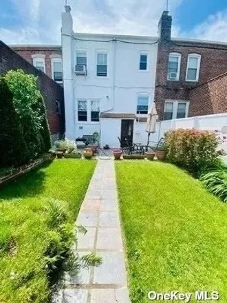 Image 2 - 45-29 215th St, Flushing, New York, 11361 - Townhouse for sale