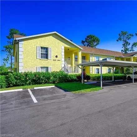 Image 2 - 2582 Kings Lake Boulevard, Collier County, FL 34112, USA - Condo for sale