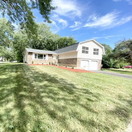 Buy this 5 bed house on 21807 Olivia Avenue in Sauk Village, Bloom Township