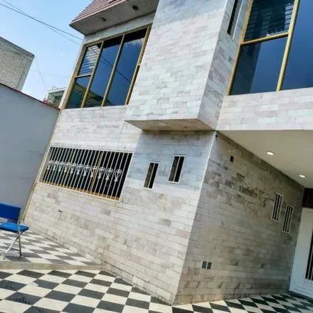 Buy this 5 bed house on Calle Mirasol in Colonia El Rosario, 09930 Mexico City