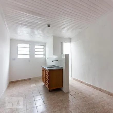 Rent this 2 bed house on Avenida Marechal João Batista Mascarenhas de Moraes in Padroeira, Osasco - SP