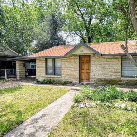 Buy this 2 bed house on 1101 Holly Street in Austin, TX 78702
