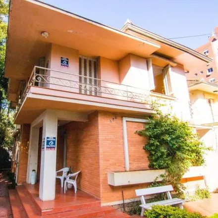 Buy this 4 bed house on Rua Dario Pederneiras in Petrópolis, Porto Alegre - RS