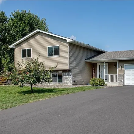 Buy this 3 bed house on 1969 72 1/2 Street in Centerville, Anoka County